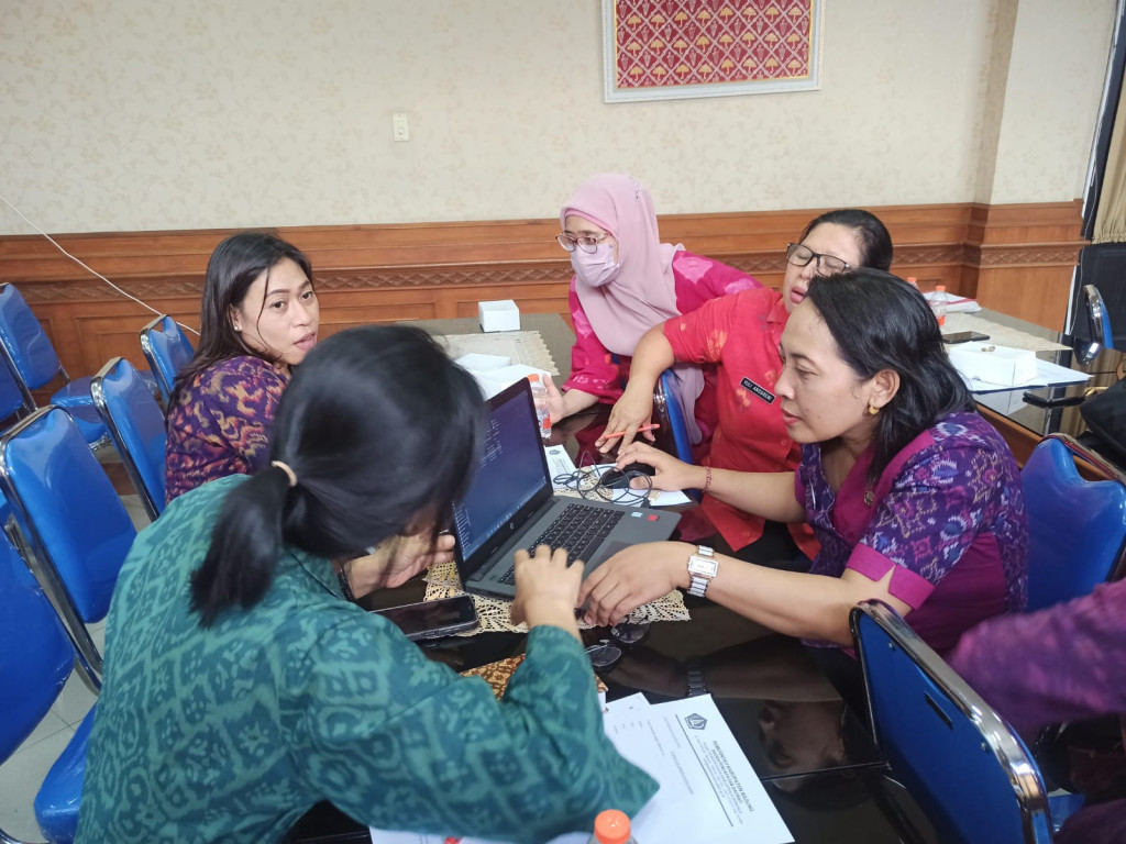 Diskerpus Kabupaten Badung Melaksanakan Pembinaan dn Pengawasan Pada Bapenda Kabupaten Badung
